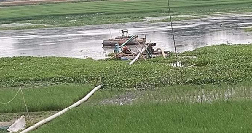 জেল-জরিমানার পরও থামছে না বালু বাণিজ্য