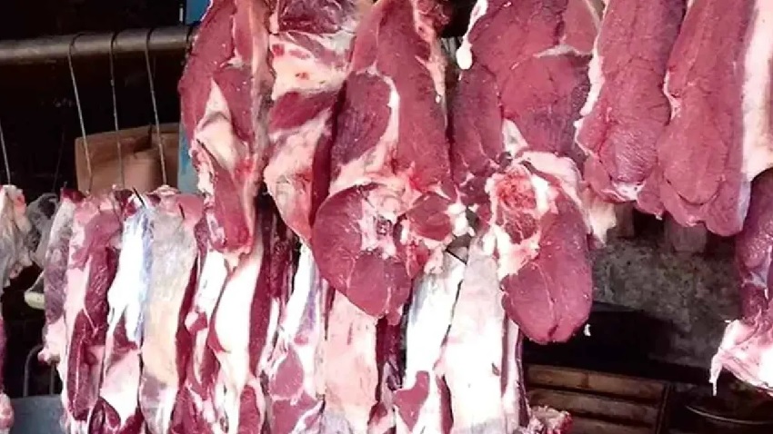 মাংসের দাম বেড়েছে 