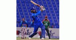 শেষ মুহূর্তে নবির ঝড়, হোয়াইটওয়াশ এড়াতে প্রয়োজন ২৯৪ রান