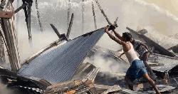 মনপুরায় অগ্নিকান্ডে ৭টি দোকান পুড়ে ছাই