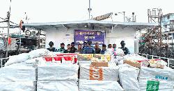 কক্সবাজারে মাদকের বিনিময়ে পণ্য পাচারকালে আটক ৯