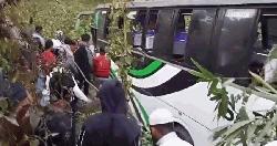 ঢাকা-বরিশাল মহাসড়কে সড়ক দুর্ঘটনায় নিহত ৬, আহত ৫