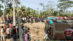 ভোলায় সড়ক দুর্ঘটনায় নিহত ৪, আহত ২১